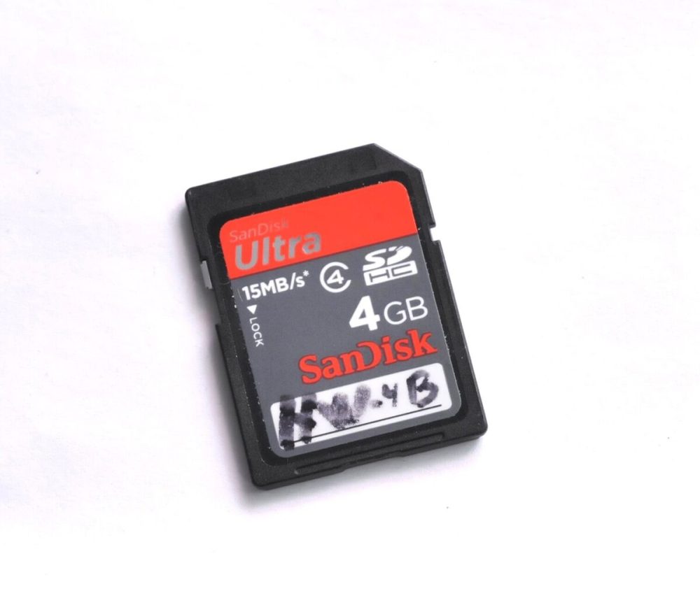 CARTAO DE MEMORIA 4GB SAN DISK SDHC CARD SDSDB-4096-A11-B35 BOX